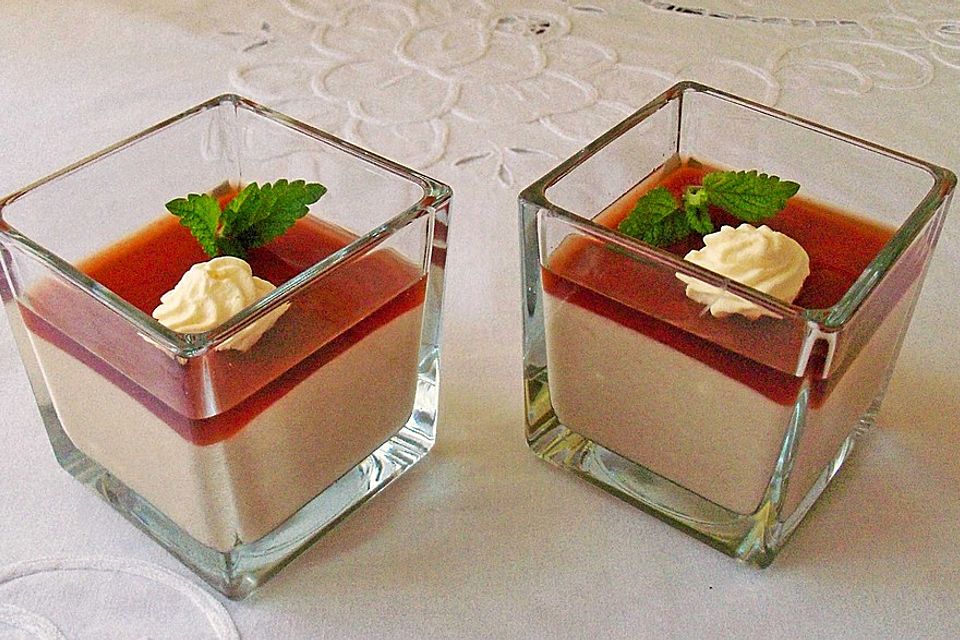 Rhabarbermousse mit Aperol - Gelee