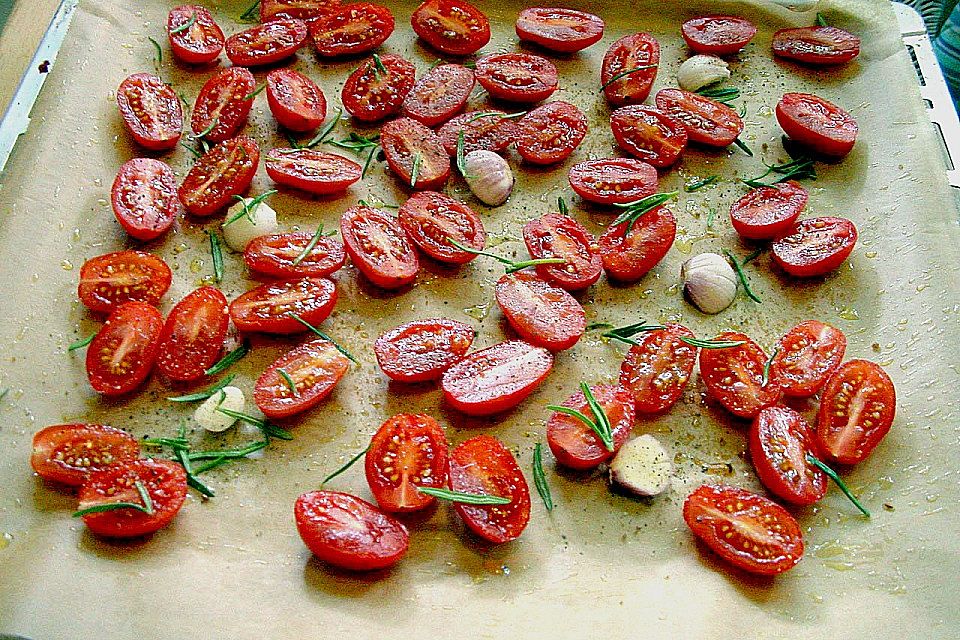 Getrocknete kleine Tomaten