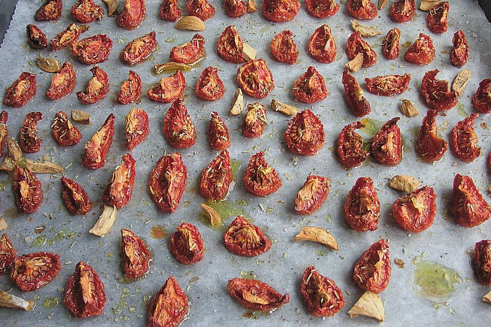 Getrocknete kleine Tomaten