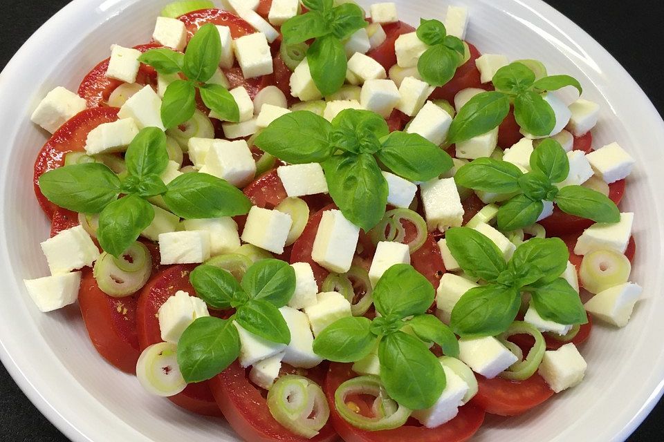 Tomaten - Mozzarella Salat