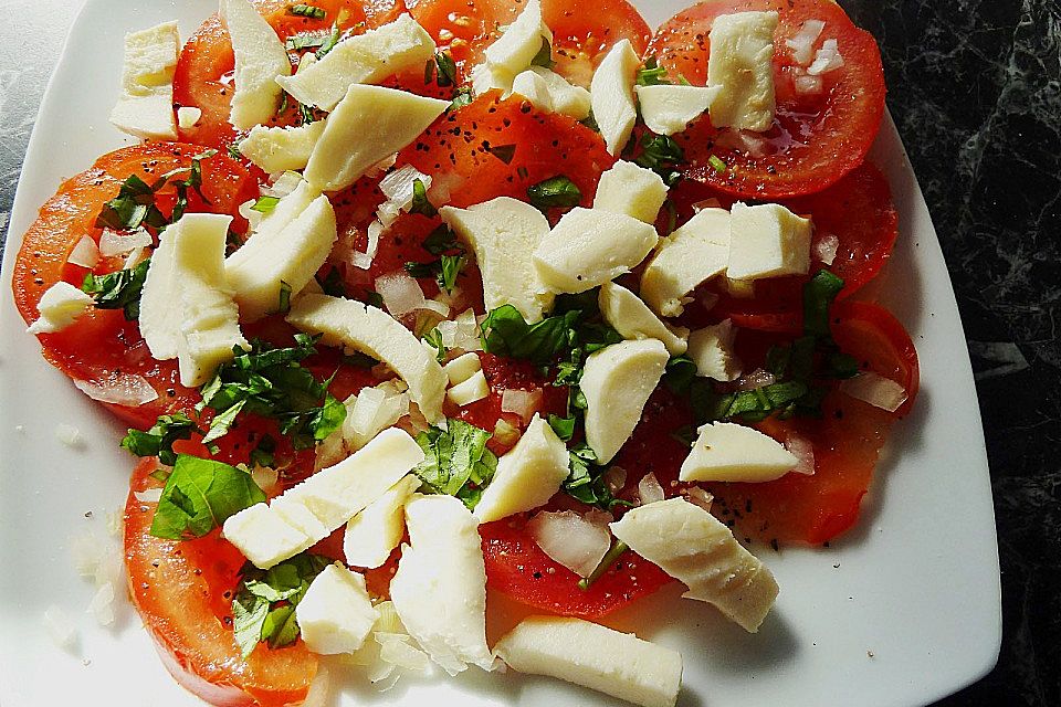 Tomaten - Mozzarella Salat