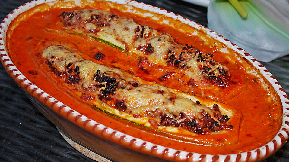 Gefüllte Zucchinischiffchen mit Feta von Fusselhase