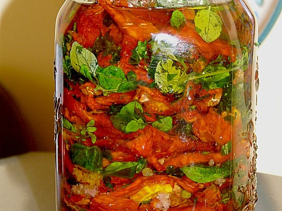 Getrocknete Tomaten pikant eingelegt von picon | Chefkoch