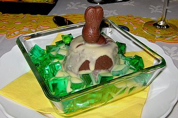 Osterhase im Nest