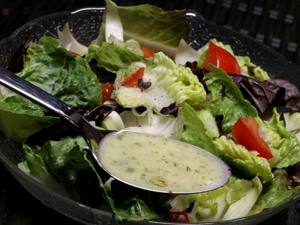 Einfaches und schnelles Salatdressing von asap | Chefkoch