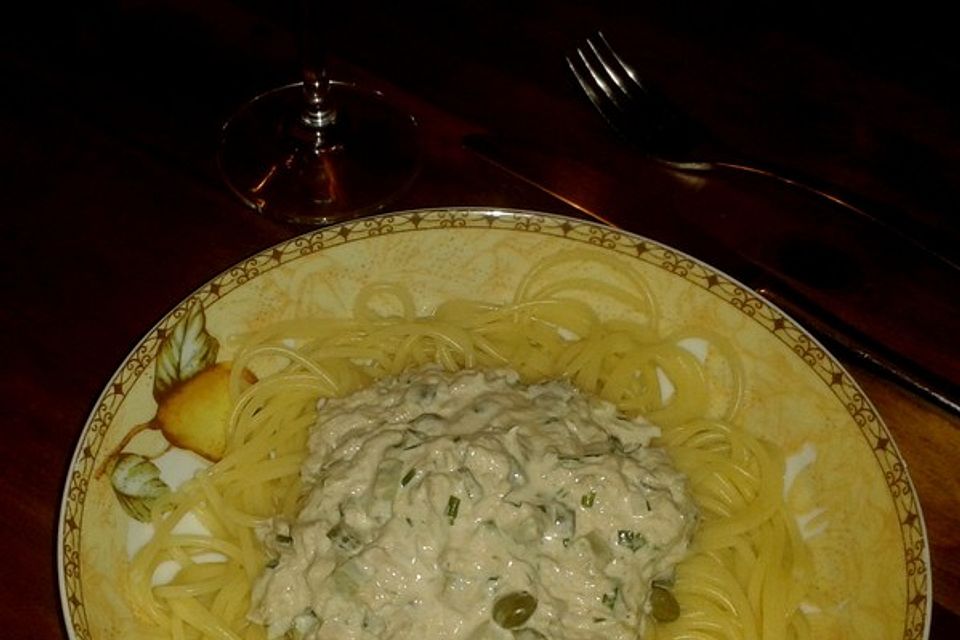 Spaghetti mit Thunfisch - Kapern - Sauce