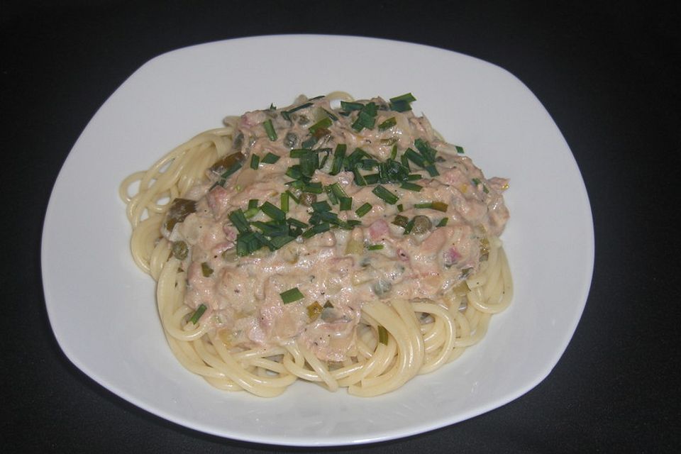 Spaghetti mit Thunfisch - Kapern - Sauce