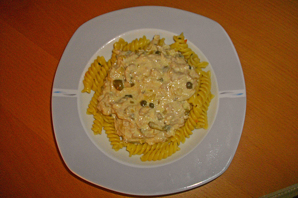 Spaghetti mit Thunfisch - Kapern - Sauce