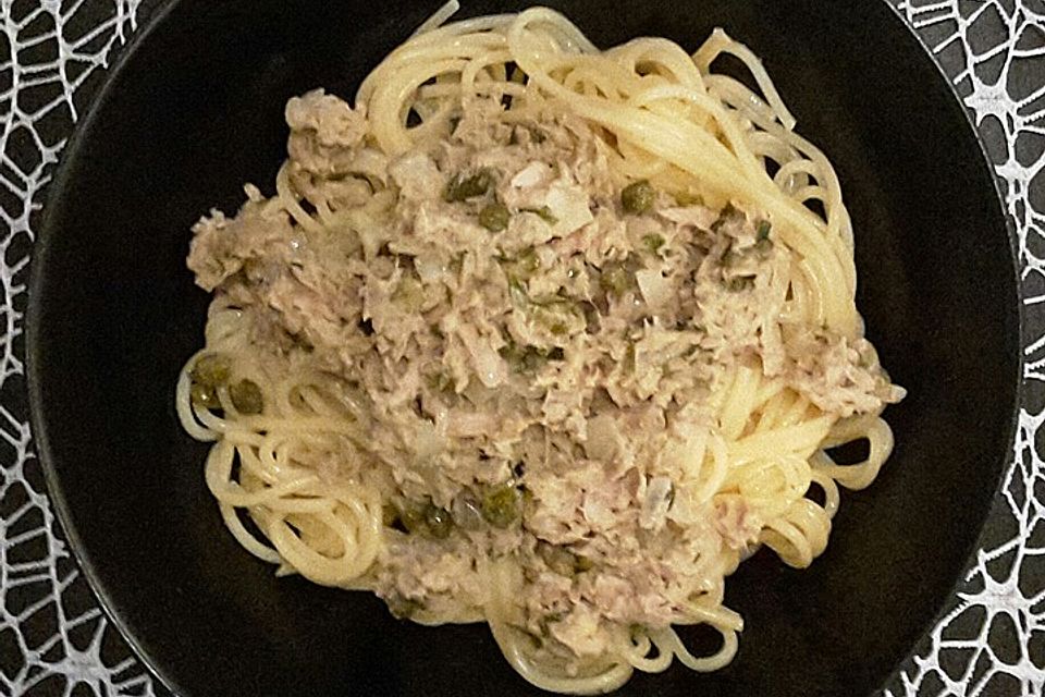 Spaghetti mit Thunfisch - Kapern - Sauce