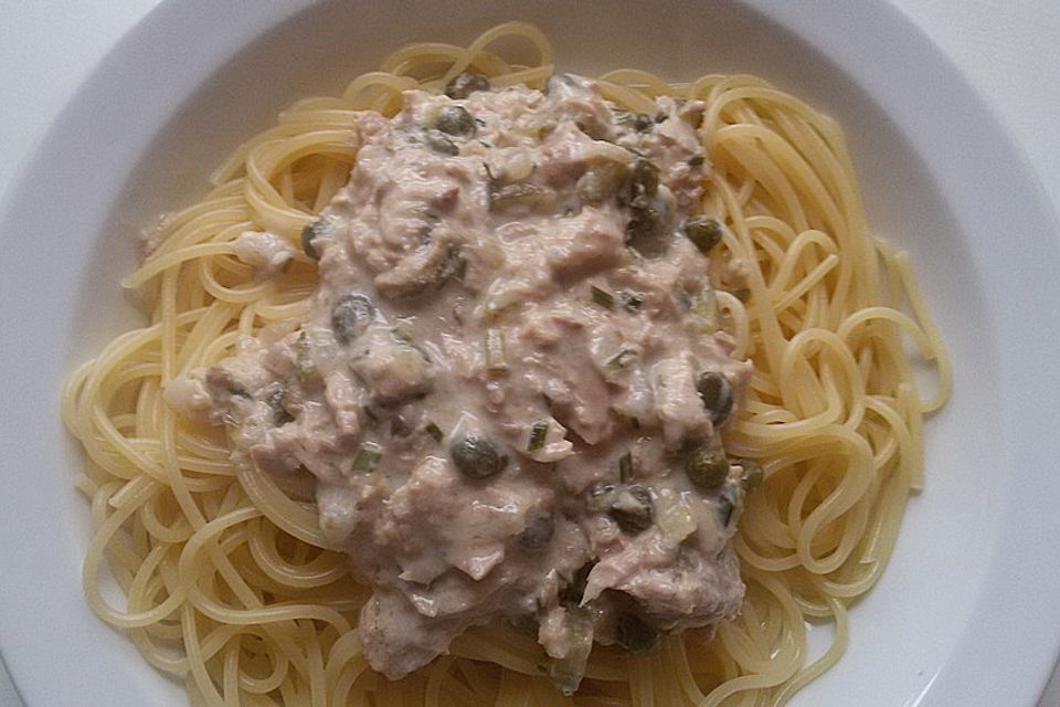 Spaghetti mit Thunfisch - Kapern - Sauce