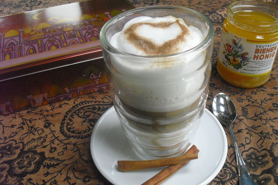 Würziger Latte Macchiato