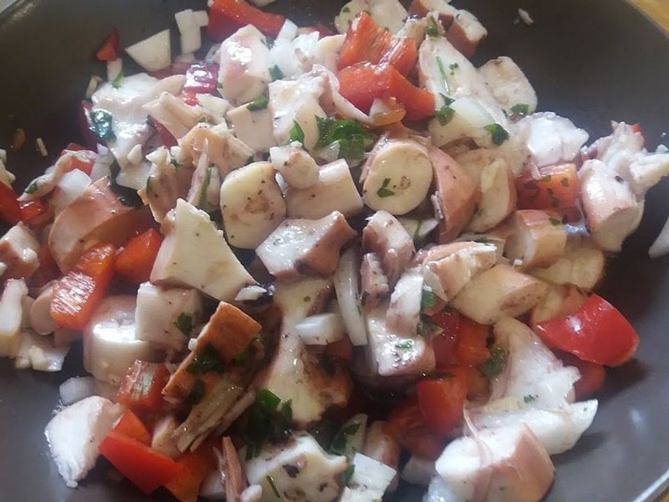 Tintenfisch-Salat mit Paprika und Knoblauch von Sonja| Chefkoch