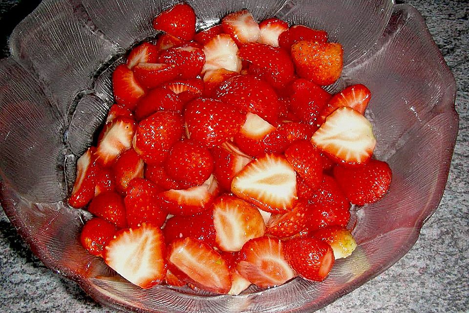 Erdbeeren auf Bananenschaum Erdbeeren auf Bananenschaum