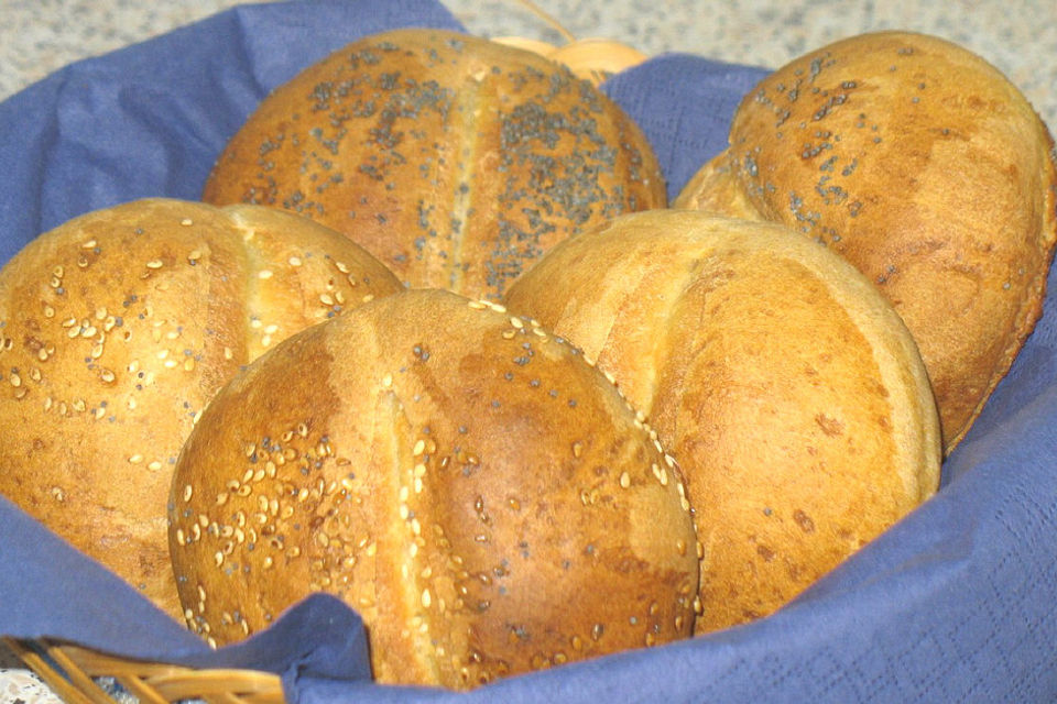 Lecker - luftige Brötchen