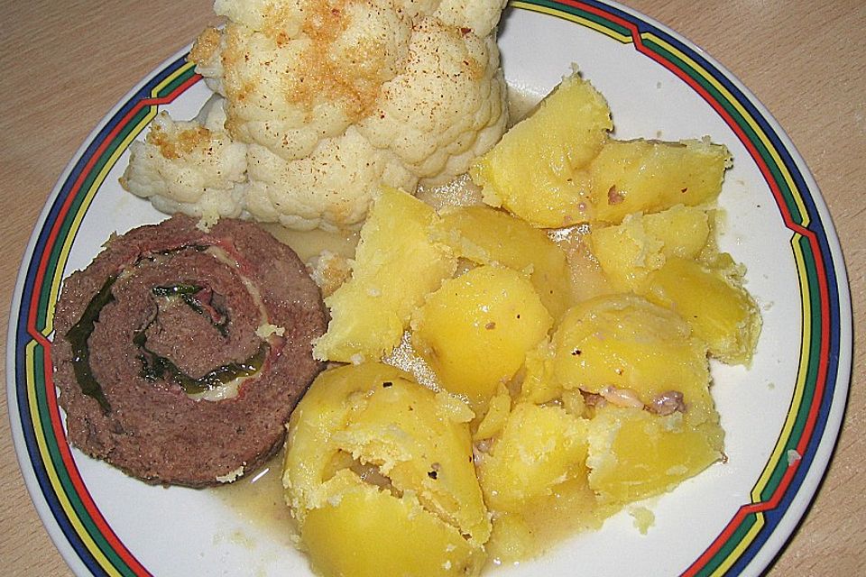 Hackbraten mit Bärlauch-Käse Füllung