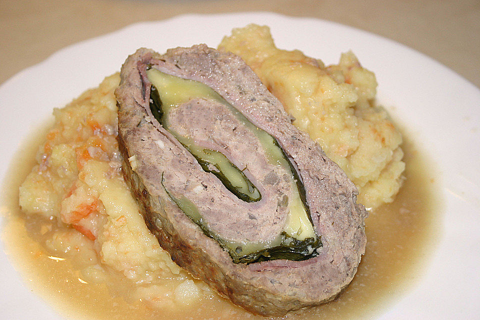 Hackbraten mit Bärlauch-Käse Füllung