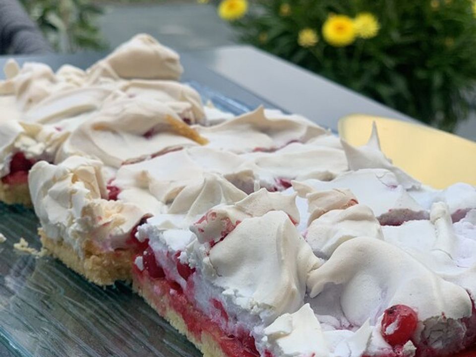 Ribiselkuchen mit Schneehaube von Sandi1980| Chefkoch