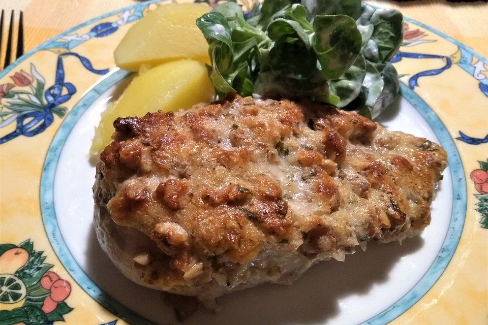 Filet vom Huhn mit Walnuss-Knoblauch-Kruste