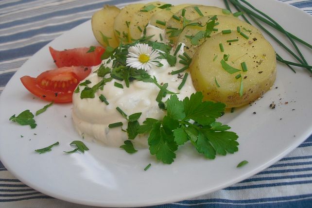 Quarkdip mit Dill, Petersilie und Schnittlauch von Sanyana| Chefkoch