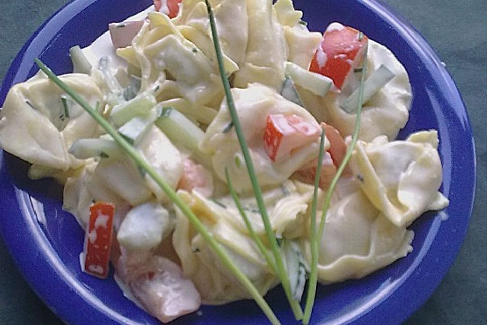 Tortellinisalat