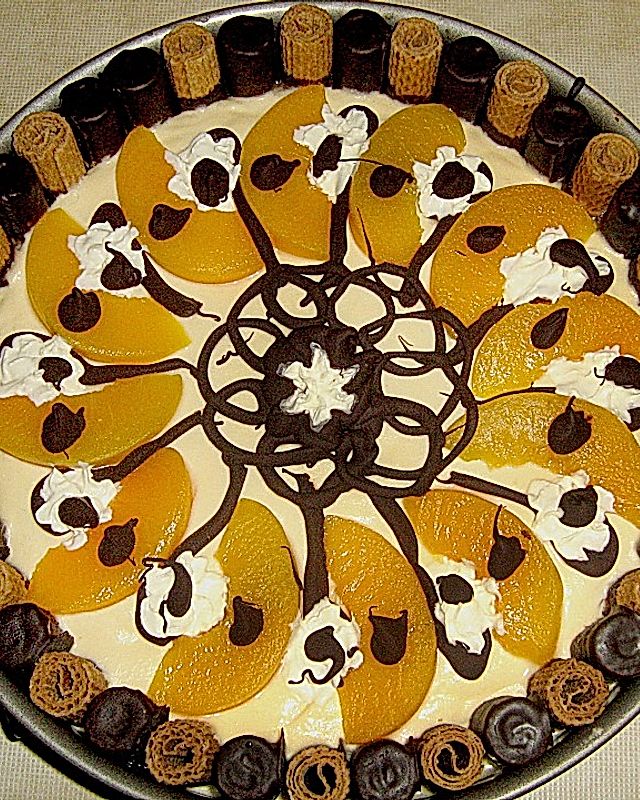 Vanille - Waffelröllchen - Torte