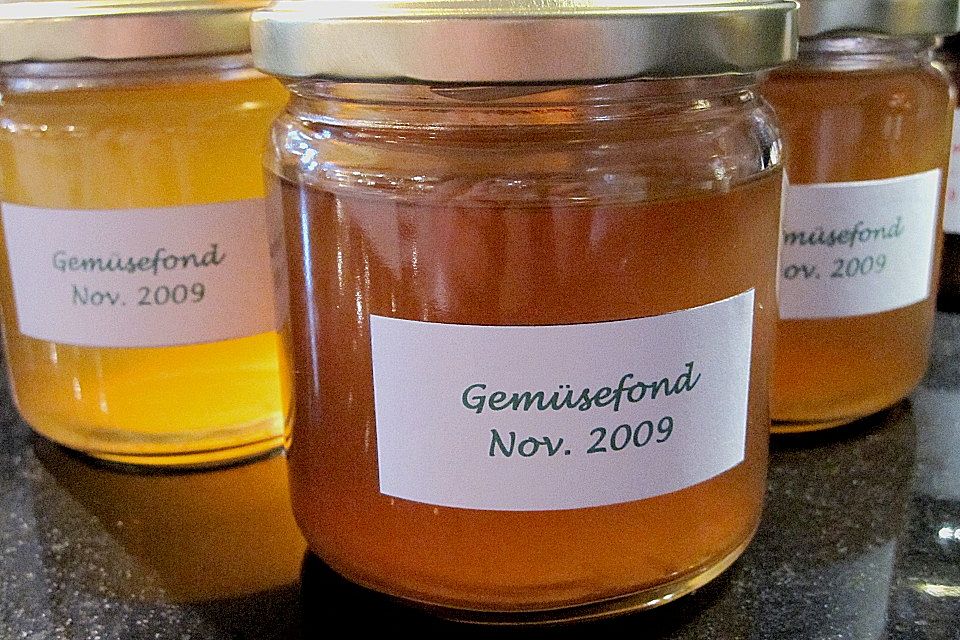 Gemüsebrühe