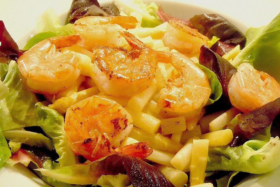 Spargelsalat mit Garnelen