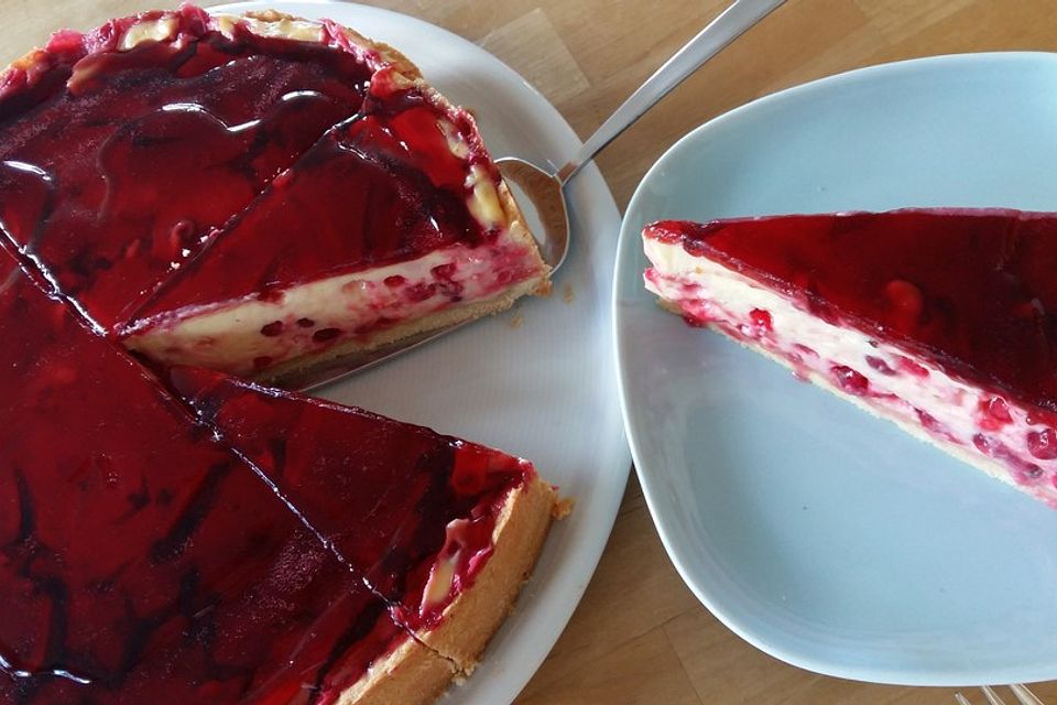 Johannisbeer - Käsekuchen mit Cassis - Guss