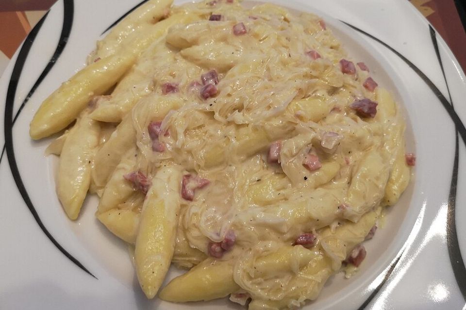 Schupfnudelpfanne mit Sauerkraut