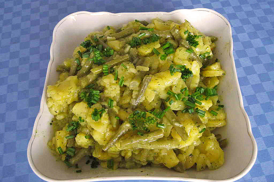 Kartoffelsalat mit grünen Bohnen