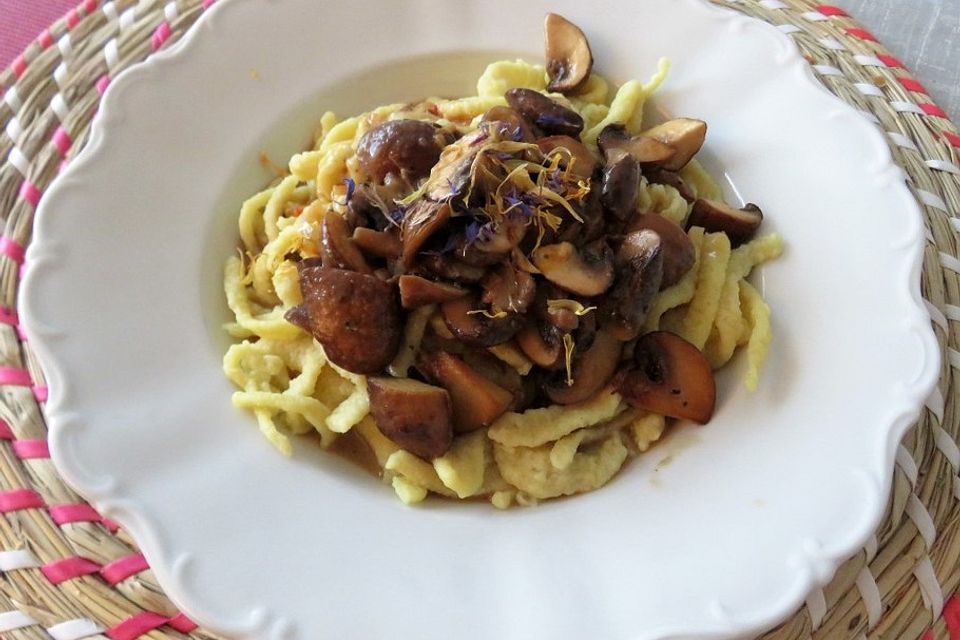 Spätzle mit Champignons