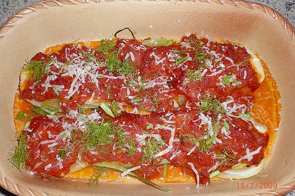 Überbackener Fenchel in Tomatensauce