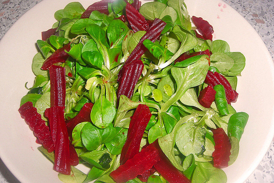 Feldsalat mit Rote Bete