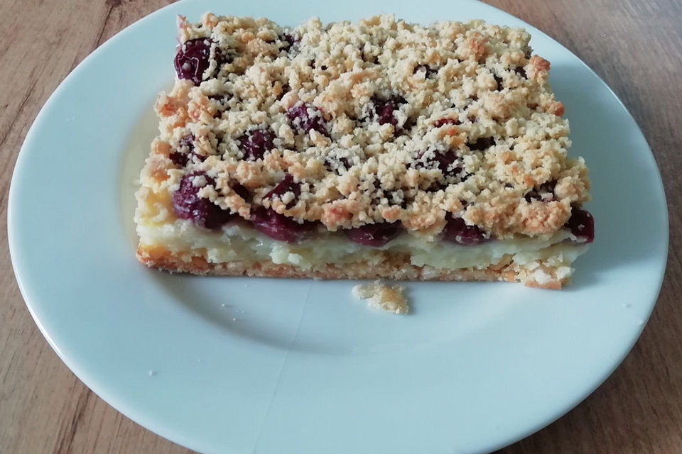 Kirschstreuselkuchen