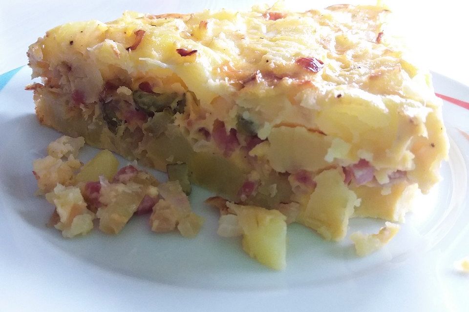 Kartoffel-Tortilla mit Speck und Paprika