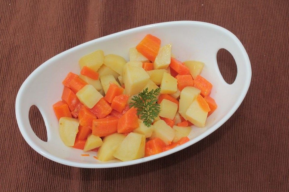 Karotten - Kartoffel - Salat