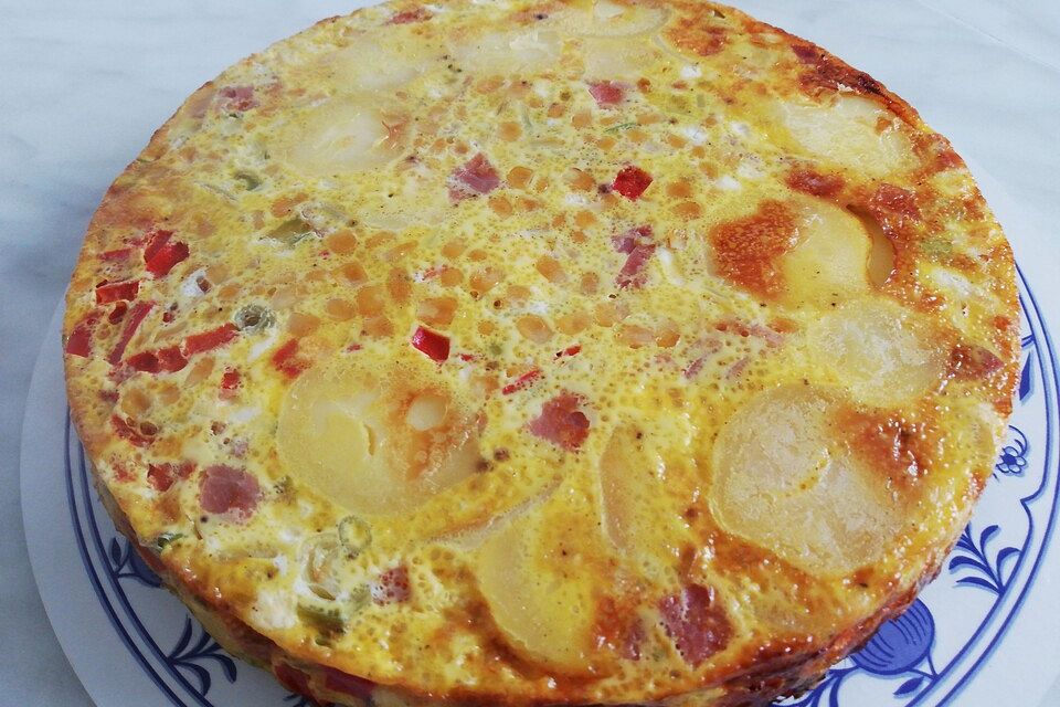 Kartoffel - Frittata mit Schinken, Käse und Porree