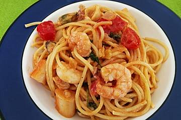 Spagetti mit Meeresfrüchten à la Christl