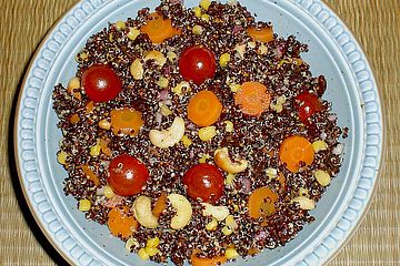 Nussiger Quinoa - Salat