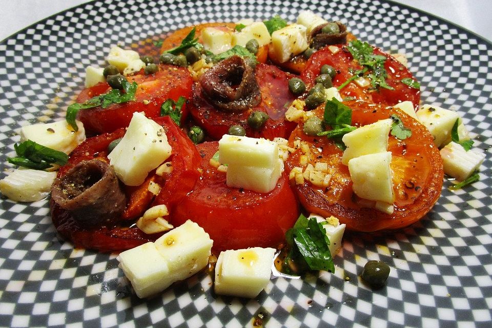 Gebratene Tomaten mit Kapern