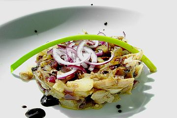 Lauwarmer Nashibirnen - Hühnchen - Salat