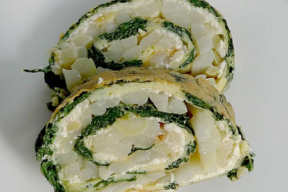 Lauwarme Spinat - Montello - Rolle mit Spargel - Ricotta - Füllung