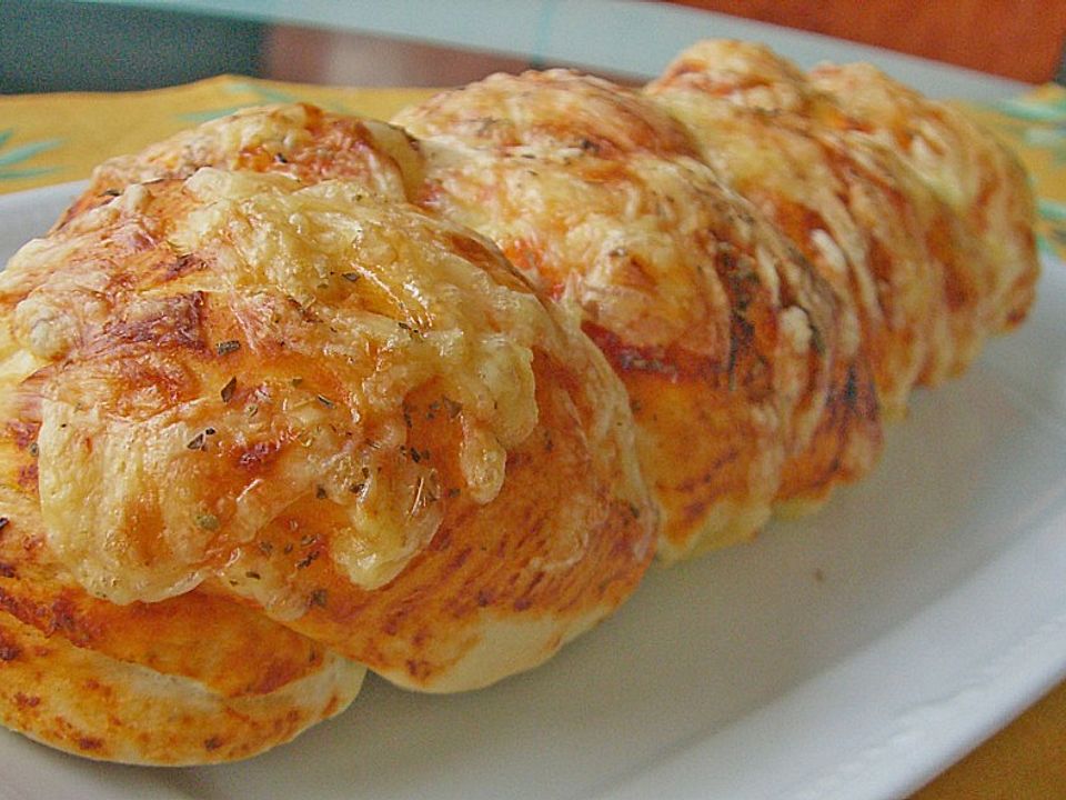Pikanter Hefezopf von GermteigBäckerli| Chefkoch