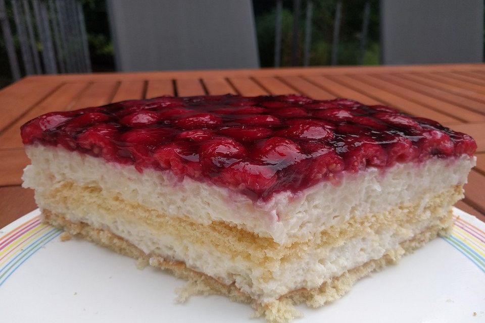 Milchreistorte mit Himbeeren Milchreistorte mit Himbeeren