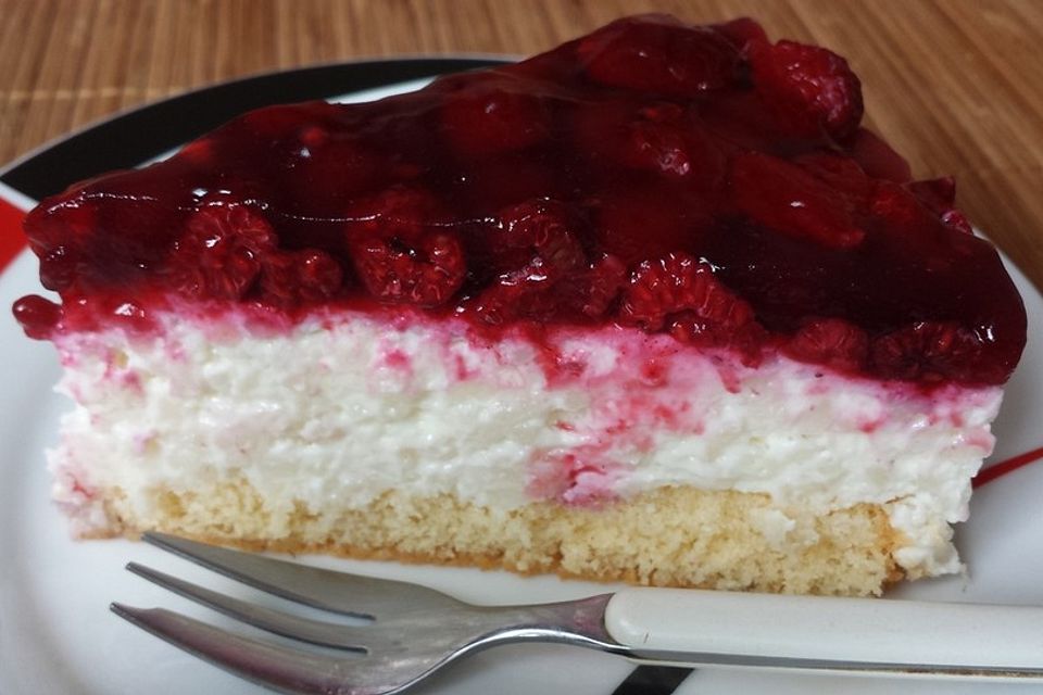 Milchreistorte mit Himbeeren Milchreistorte mit Himbeeren