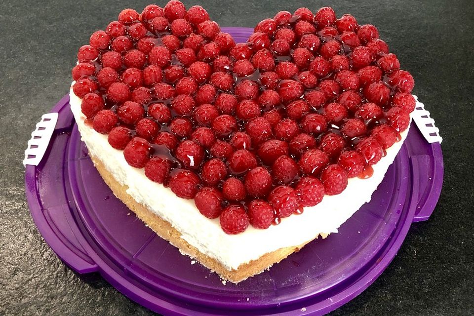 Milchreistorte mit Himbeeren Milchreistorte mit Himbeeren
