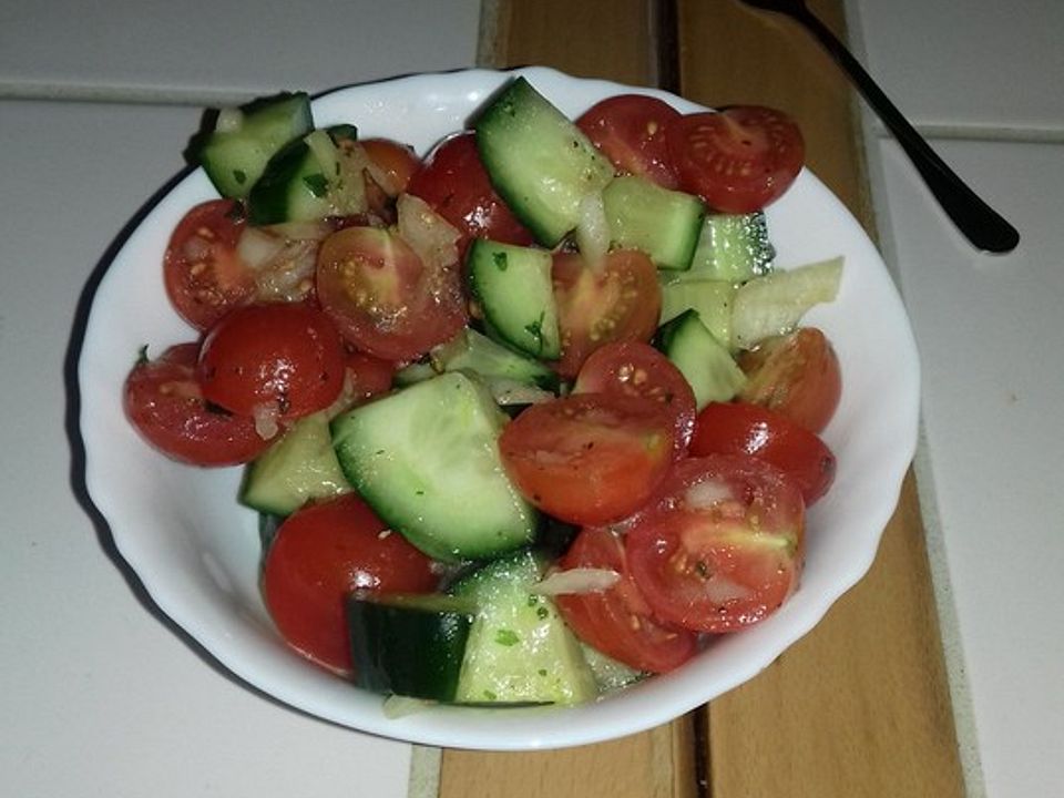 Tomaten - Gurken - Salat von natursuesse | Chefkoch