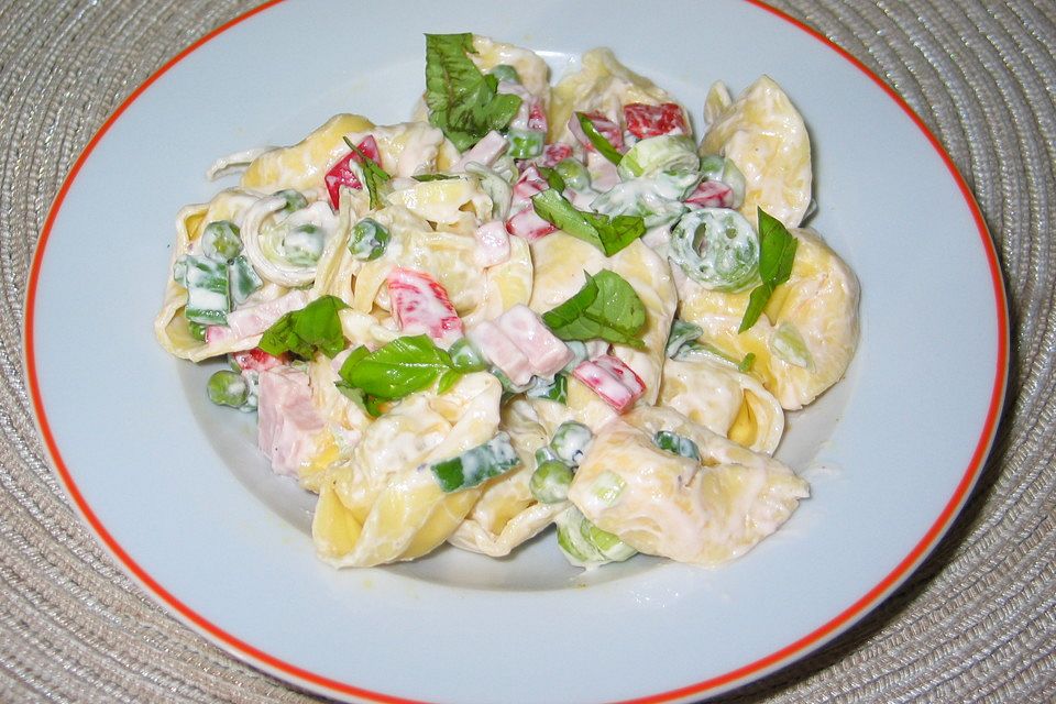 Tortellini - Salat