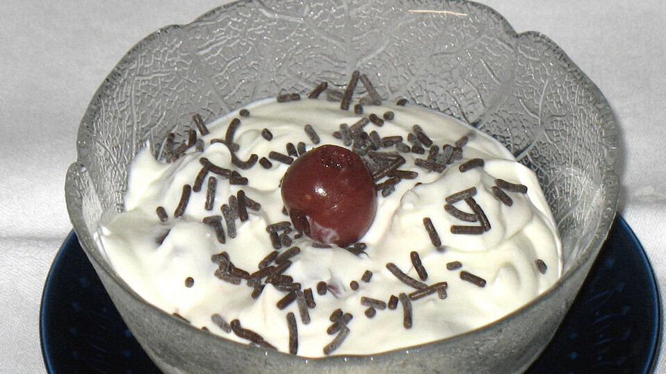 Quarkspeise mit Kirschen von Manil Quarkspeise mit Kirschen von Manil