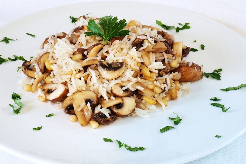 Gebratener Butterreis mit Champignons